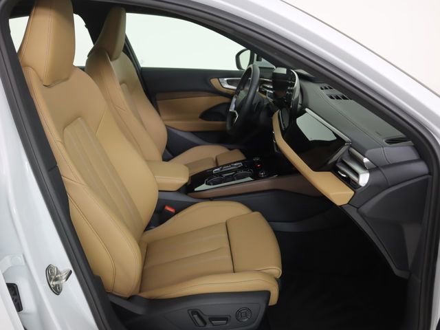 Used 2025 Audi A5 2.0T Premium Plus w/ Premium Plus image 13