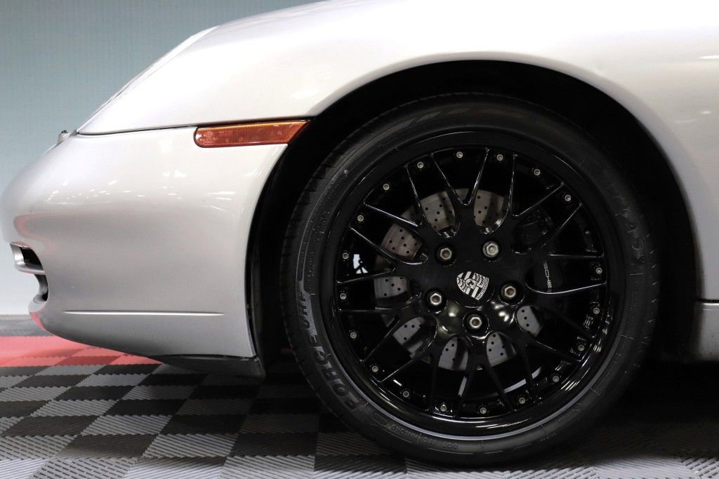 Used 2000 Porsche 911 Cabriolet image 71