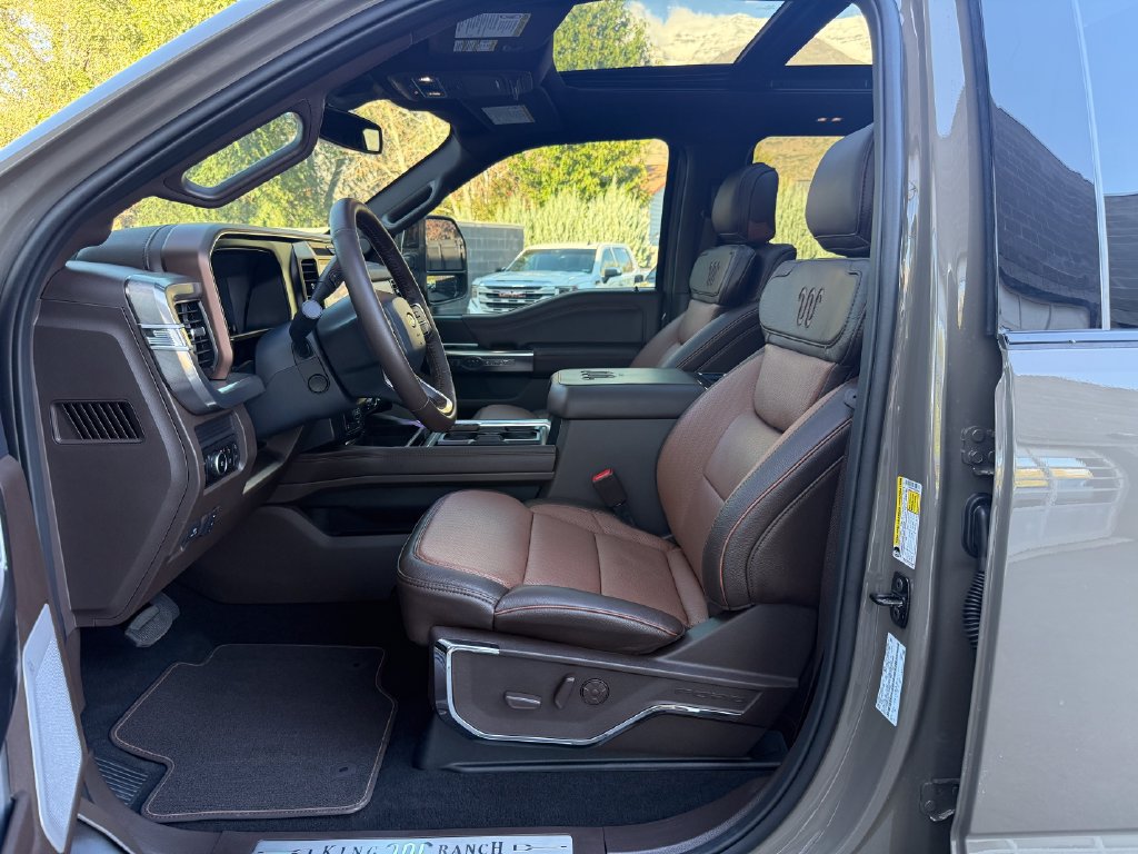 Used 2027 Ford F350 King Ranch w/ Tremor Off-Road Package AWD/4WD image 21