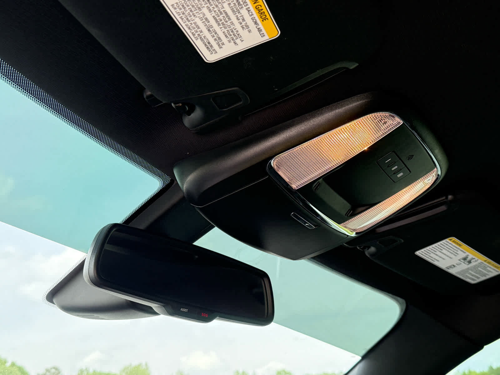 Used 2023 Dodge Charger R/T w/ Blacktop Package image 36