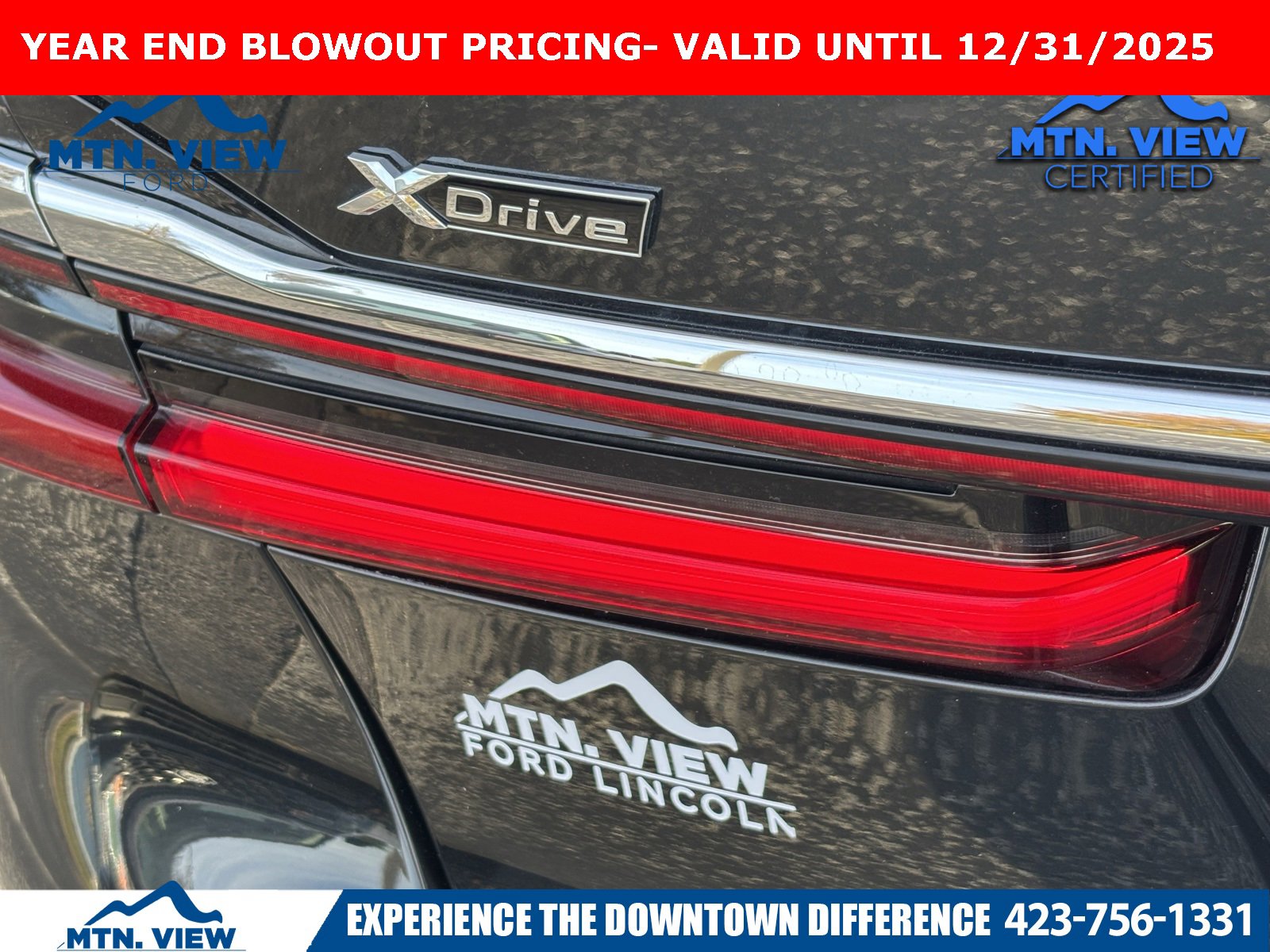 Used 2022 BMW 750i xDrive w/ Luxury Rear Seating Package image 12