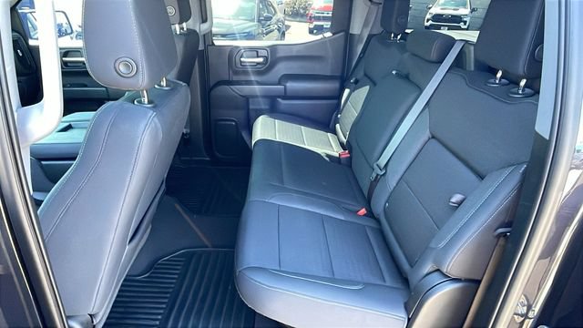Used 2023 Chevrolet Silverado 1500 Custom Trail Boss w/ LPO, Dark Essentials Package AWD/4WD image 14