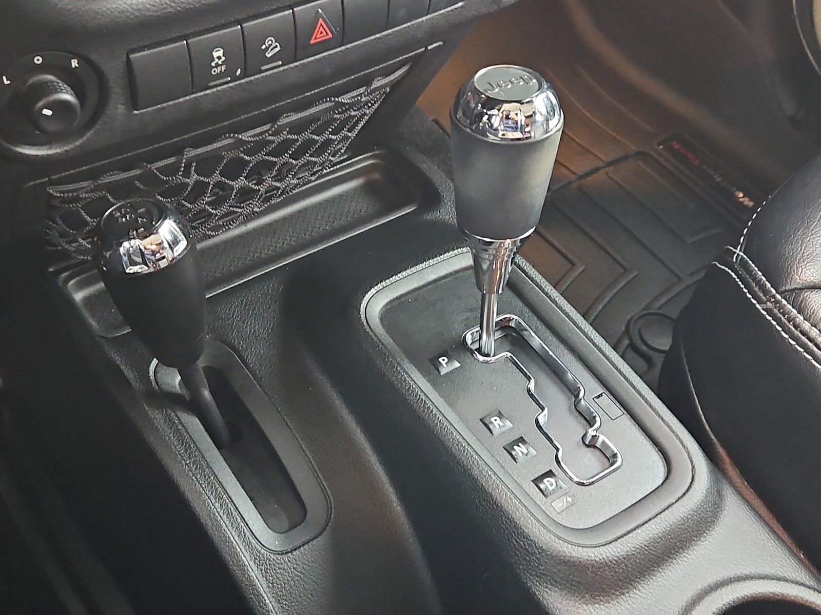 Used 2017 Jeep Wrangler Unlimited Sport w/ Quick Order Package 24S image 16