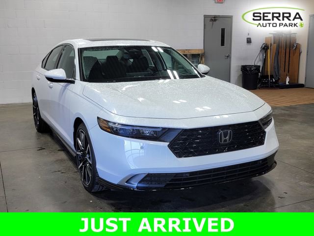 Certified 2025 Honda Accord Touring image 4