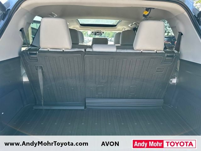 Certified 2024 Toyota Grand Highlander AWD image 37