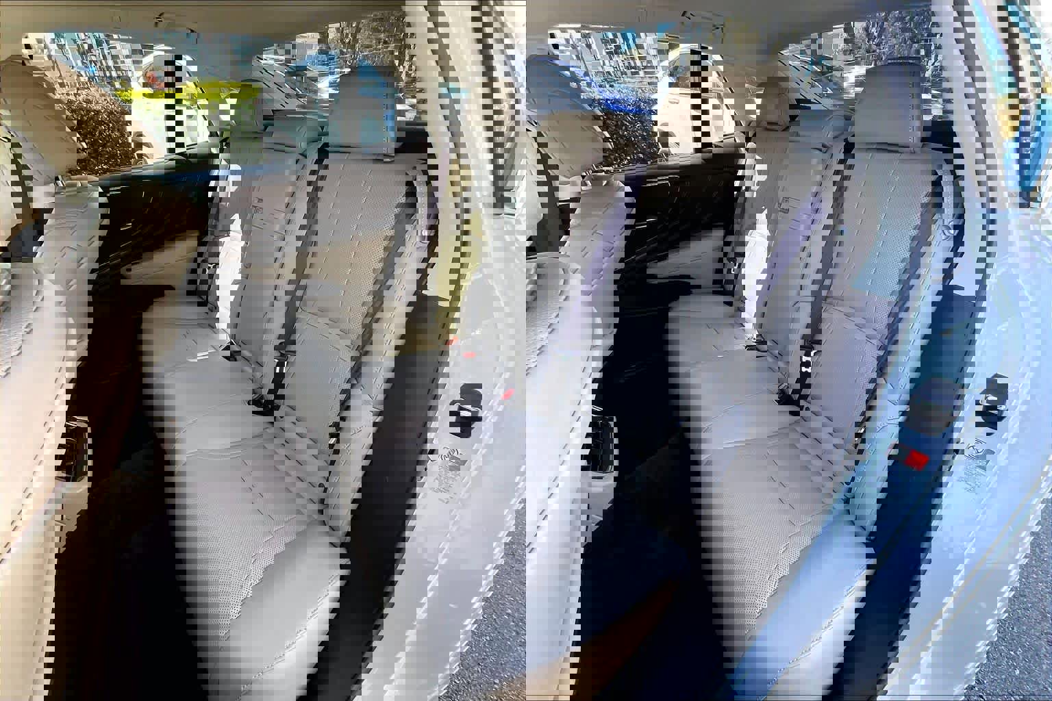 Used 2020 Lexus LS 500 w/ Accessory Package (Z2) image 21