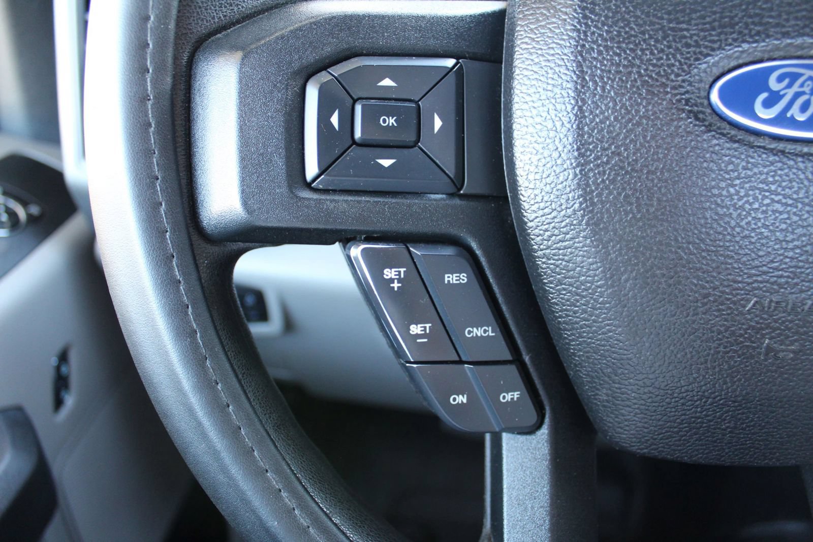 Used 2017 Ford F250 XL w/ Power Equipment Group RWD image 13