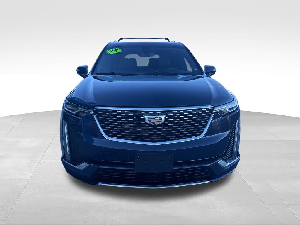 Used 2025 Cadillac XT6 Premium Luxury FWD image 15