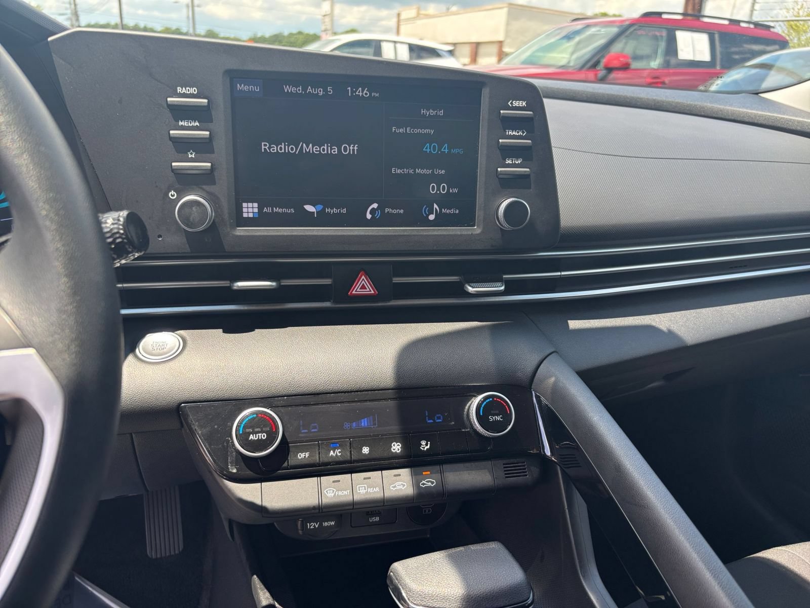 Used 2026 Hyundai Elantra Hybrid FWD image 19