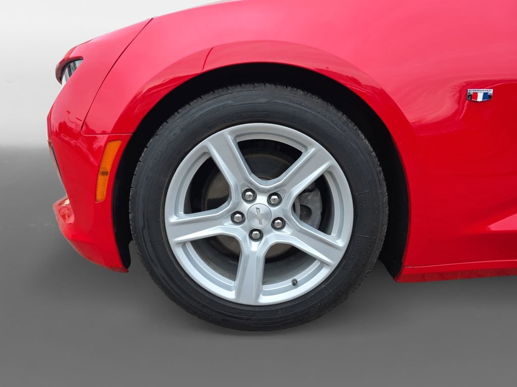 Used 2017 Chevrolet Camaro LT image 14
