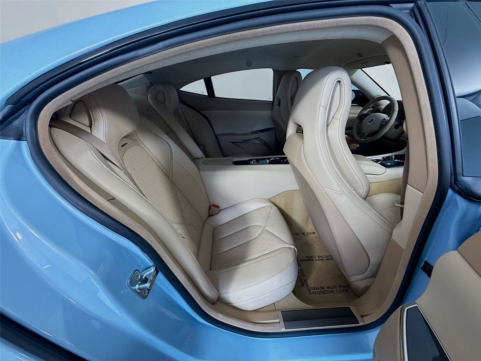 New 2025 Karma Revero Luxury RWD image 21