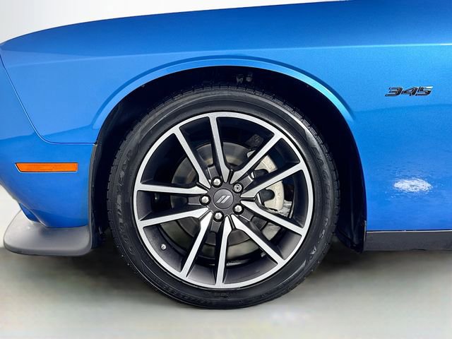 Used 2023 Dodge Challenger R/T w/ Plus Package image 34