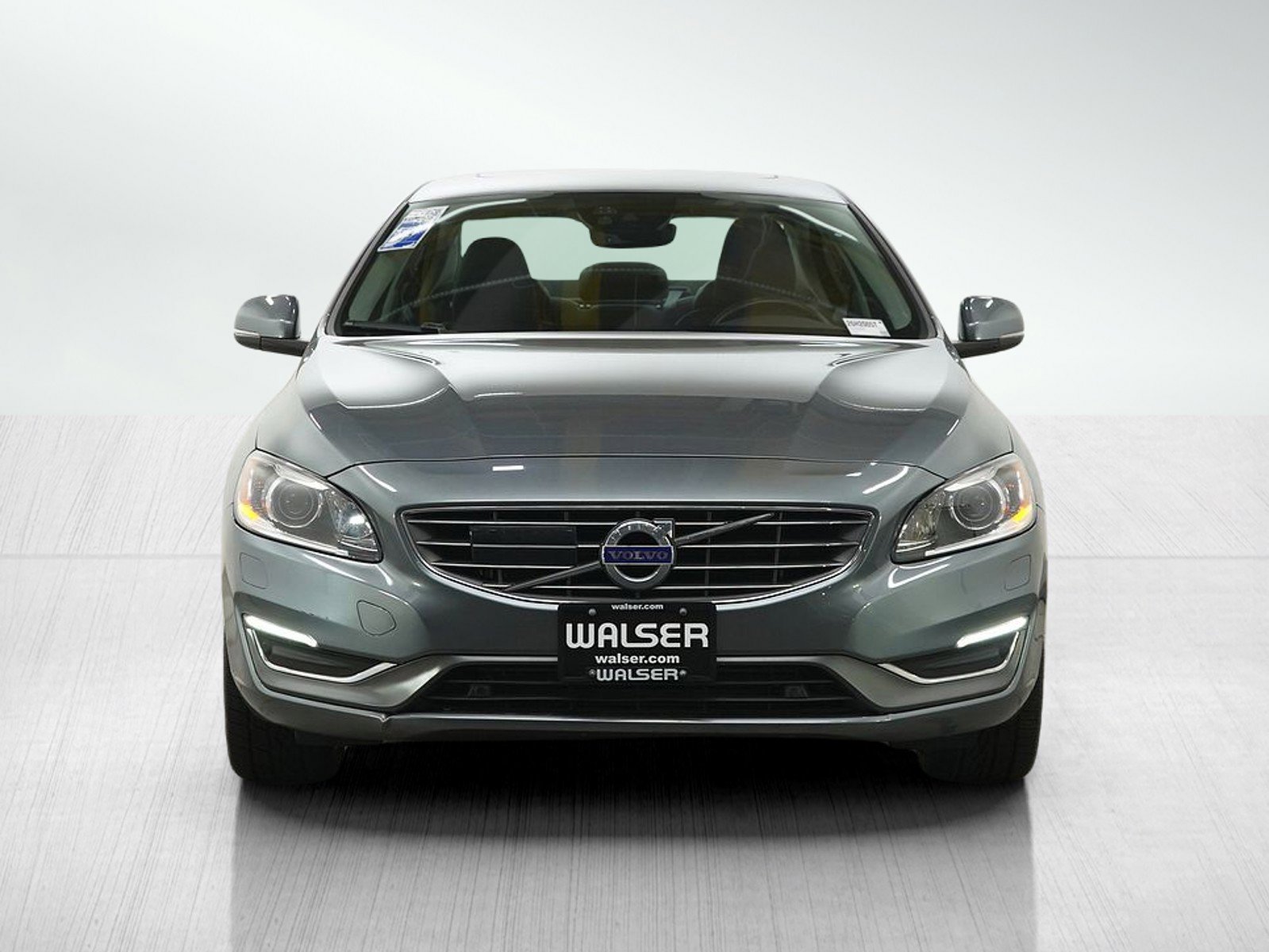 Used 2017 Volvo S60 T5 Inscription Platinum w/ Climate Package FWD image 8