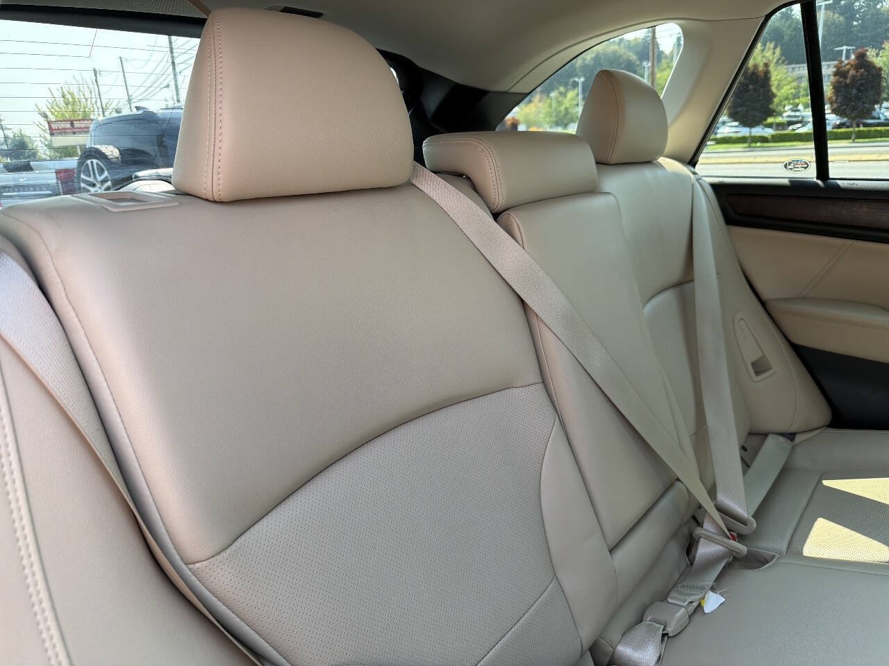 Used 2018 Subaru Outback 2.5i Limited AWD/4WD image 22