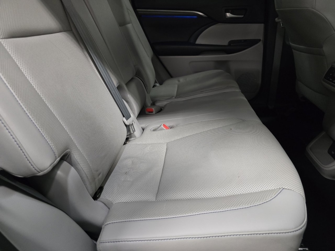 Certified 2019 Toyota Highlander Limited w/ Protection Package #3 image 21