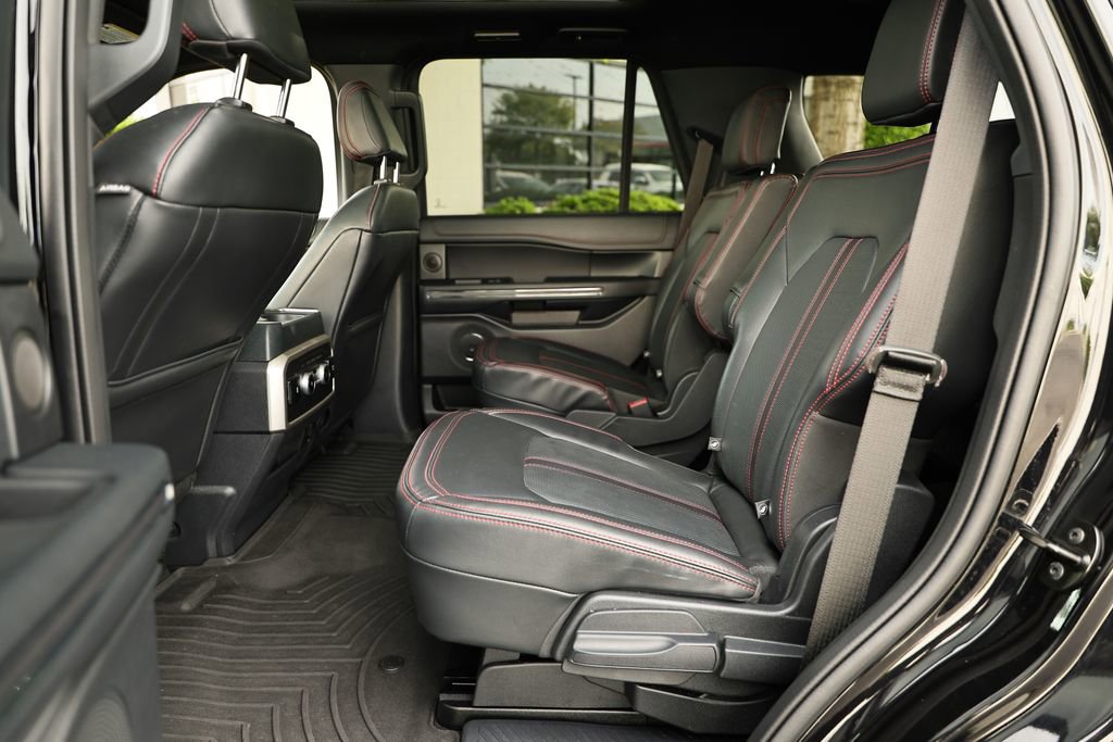 Used 2022 Ford Expedition Limited AWD/4WD image 26