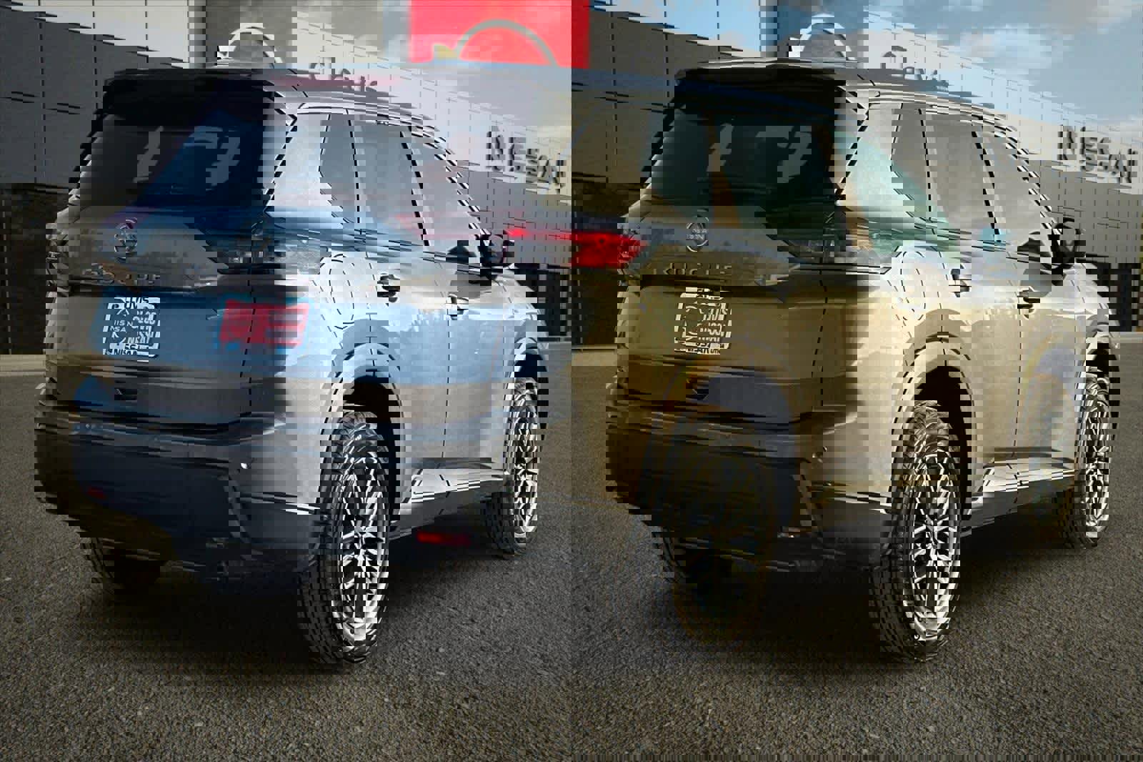 Used 2024 Nissan Rogue S image 3