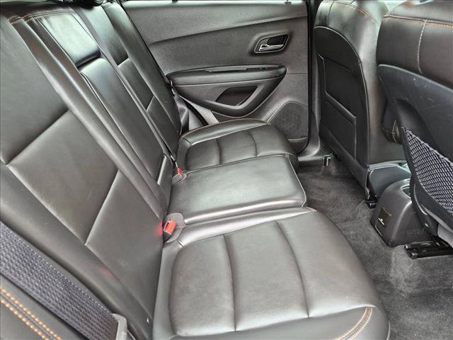 Used 2018 Chevrolet Trax Premier w/ LPO, Protection Package FWD image 21