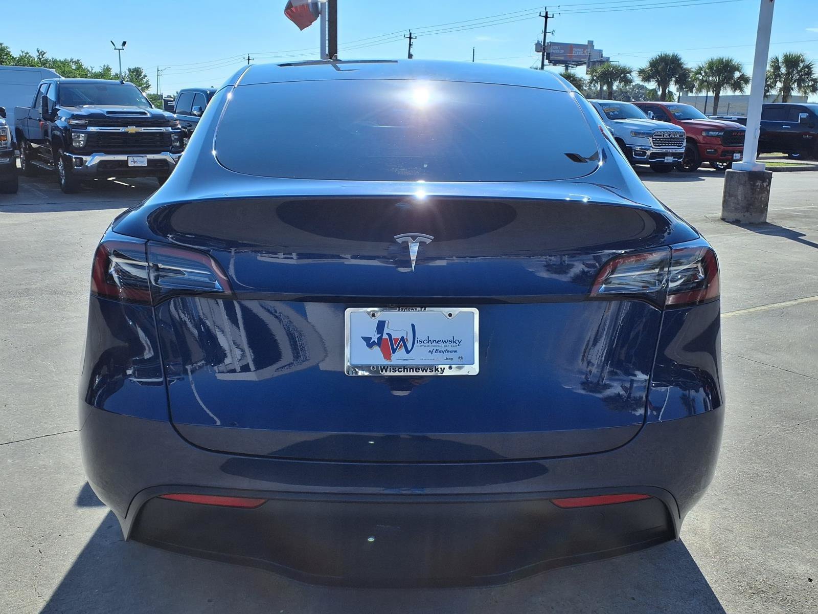 Used 2023 Tesla Model Y Long Range AWD/4WD image 6