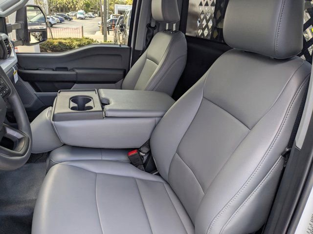 New 2025 Ford F450 XL RWD image 13