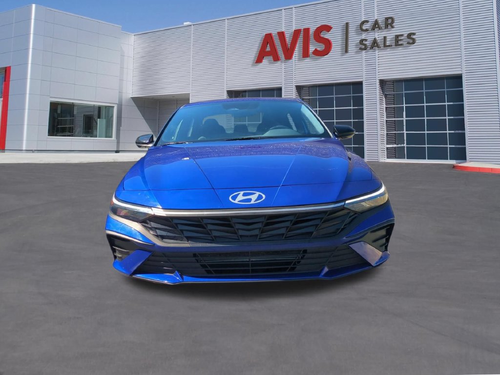 Used 2026 Hyundai Elantra Sport FWD image 2