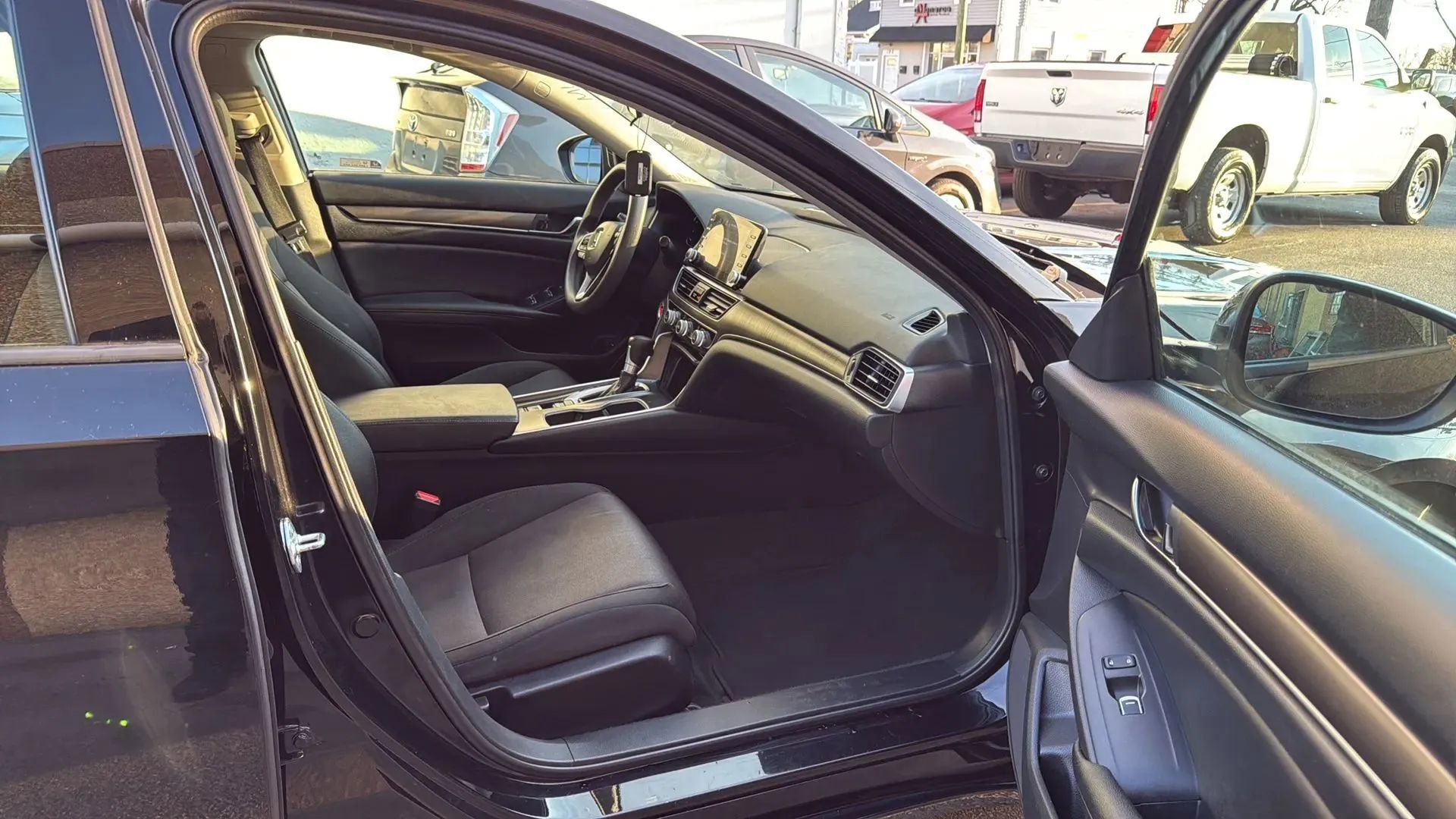 Used 2021 Honda Accord LX image 25