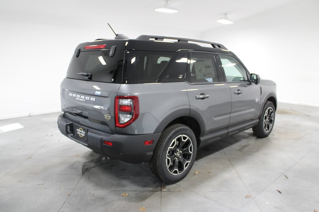 New 2025 Ford Bronco Sport Outer Banks w/ Outer Banks Tech Package+ AWD/4WD image 8