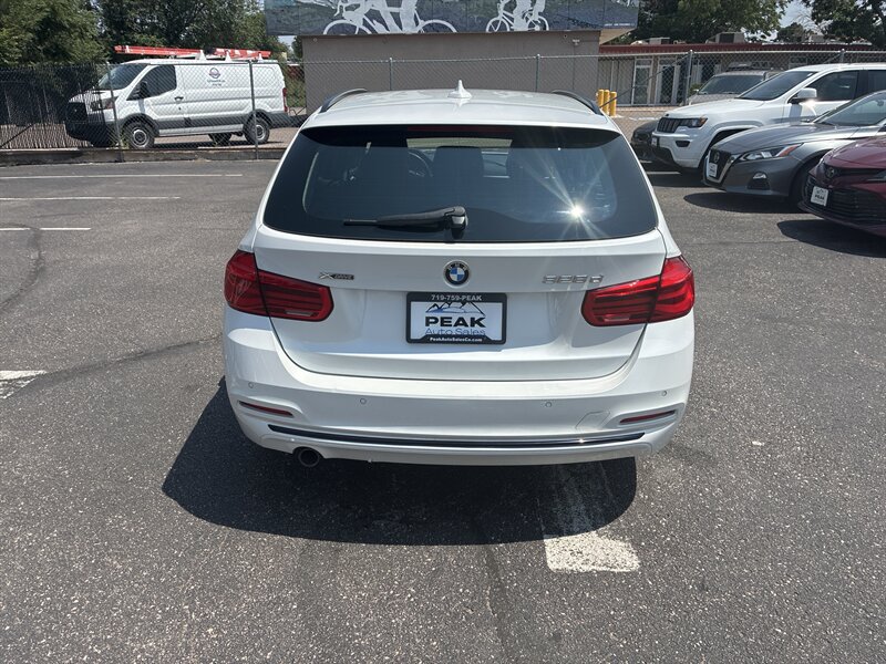 Used 2018 BMW 328d xDrive Wagon AWD/4WD image 6