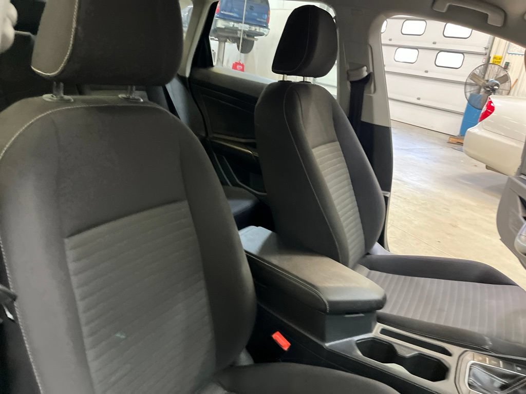 Used 2024 Volkswagen Jetta S FWD image 28