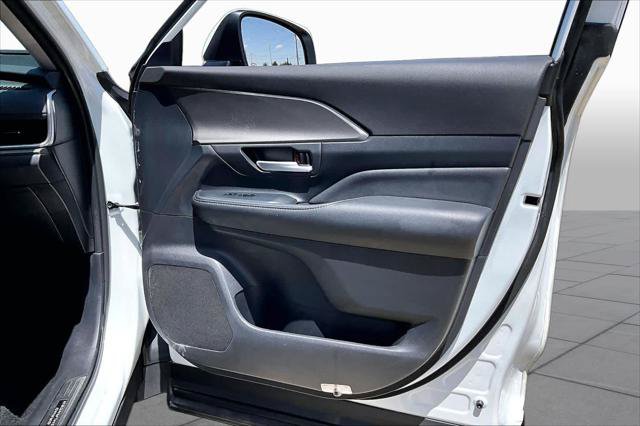 Certified 2024 Toyota Grand Highlander XLE FWD image 23