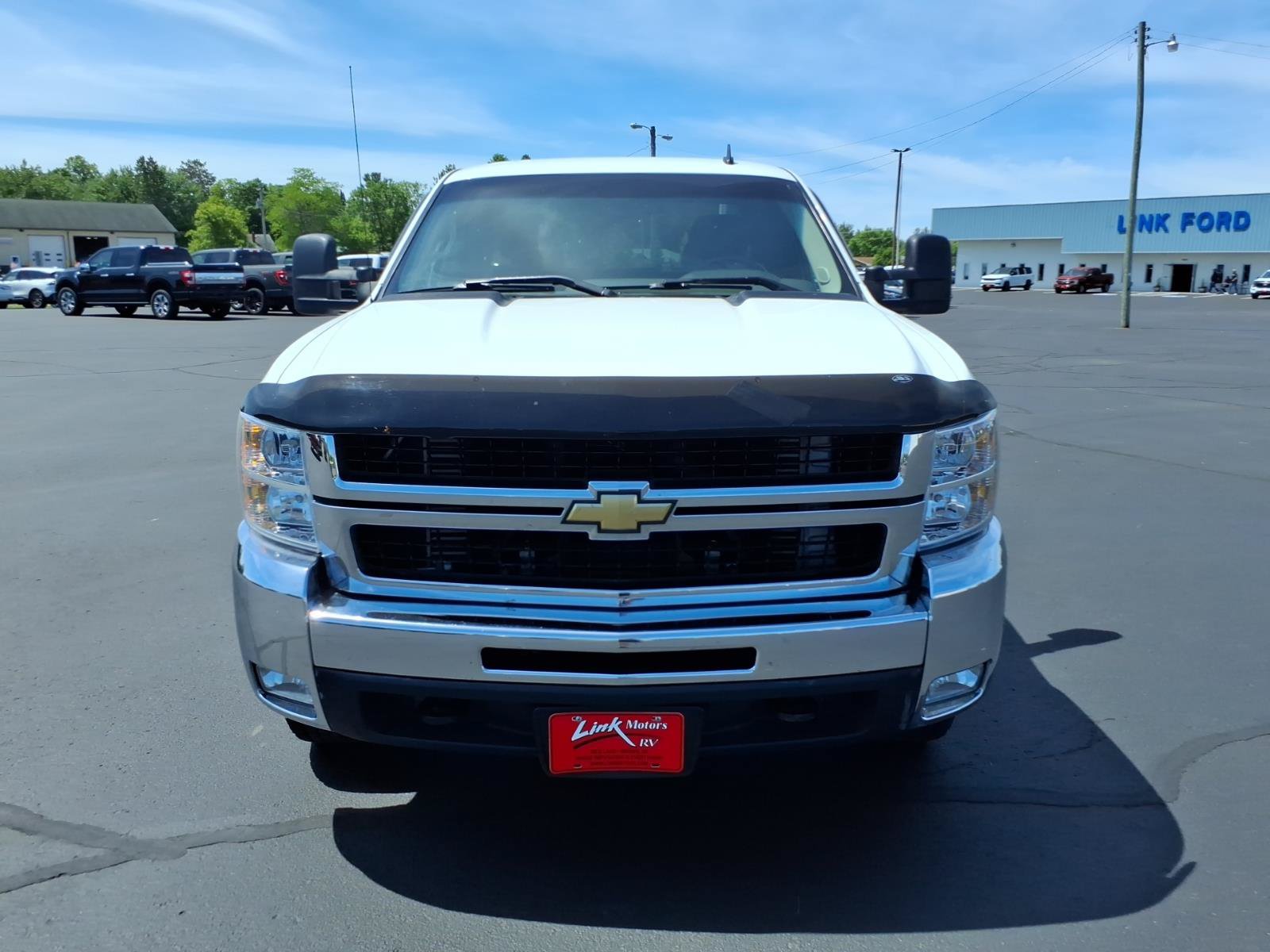Used 2008 Chevrolet Silverado 2500 LT w/ 1LT Convenience Package AWD/4WD image 9