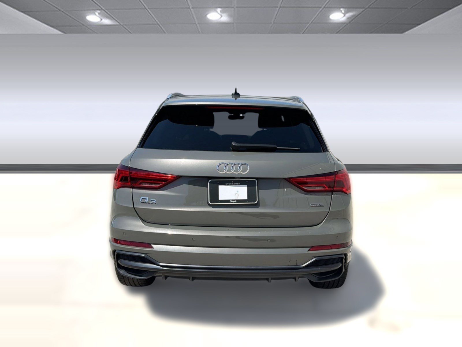 Used 2020 Audi Q3 2.0T Premium Plus AWD/4WD image 9