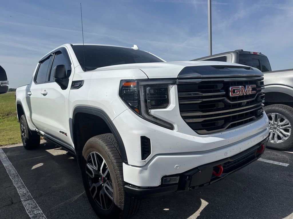 Used 2023 GMC Sierra 1500 AT4 AWD/4WD image 3