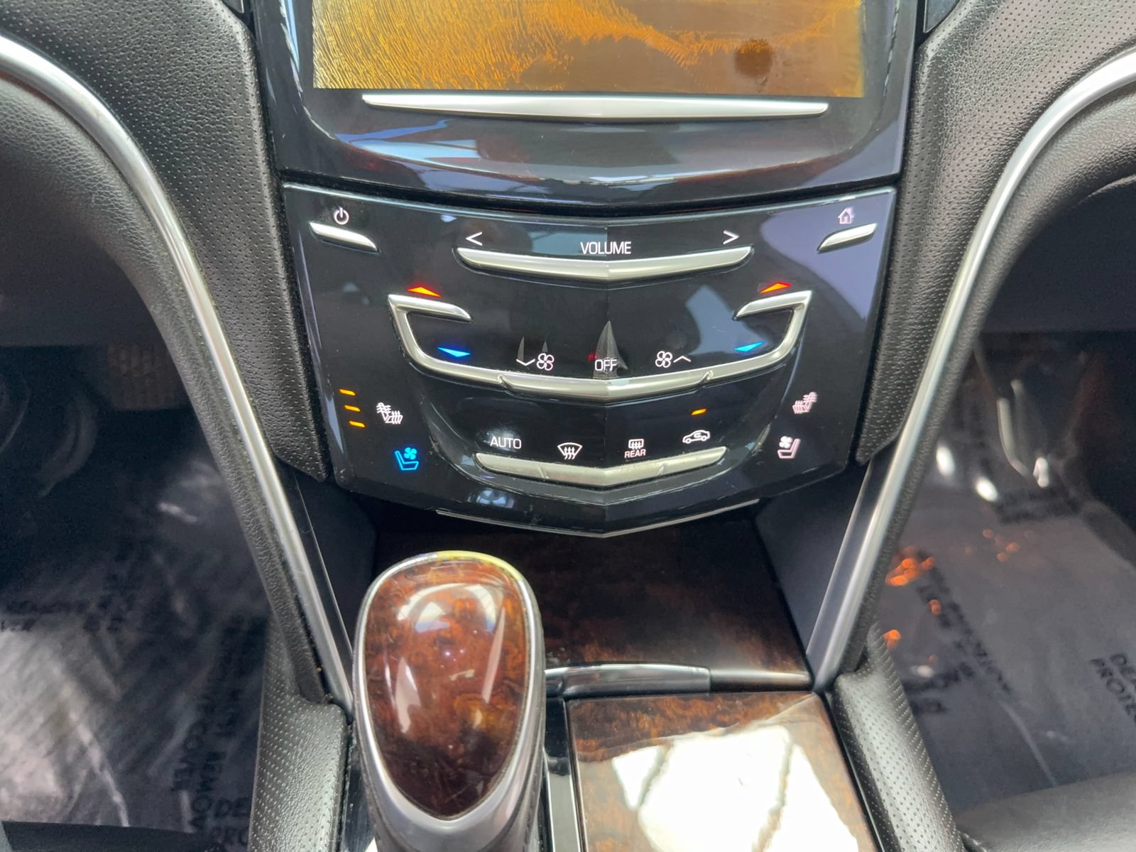 Used 2013 Cadillac XTS Premium FWD image 27