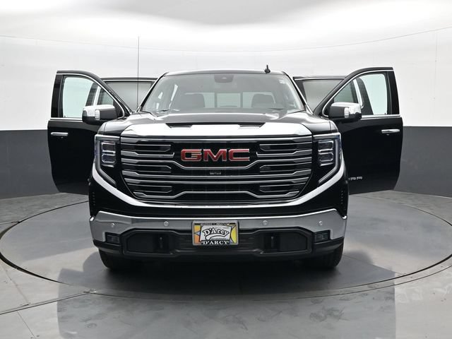 Used 2024 GMC Sierra 1500 SLT w/ SLT Premium Plus Package AWD/4WD image 31