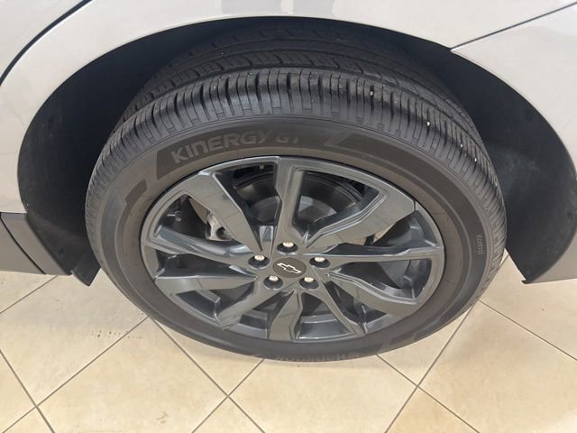 Used 2024 Chevrolet Equinox RS w/ RS Leather Package image 30