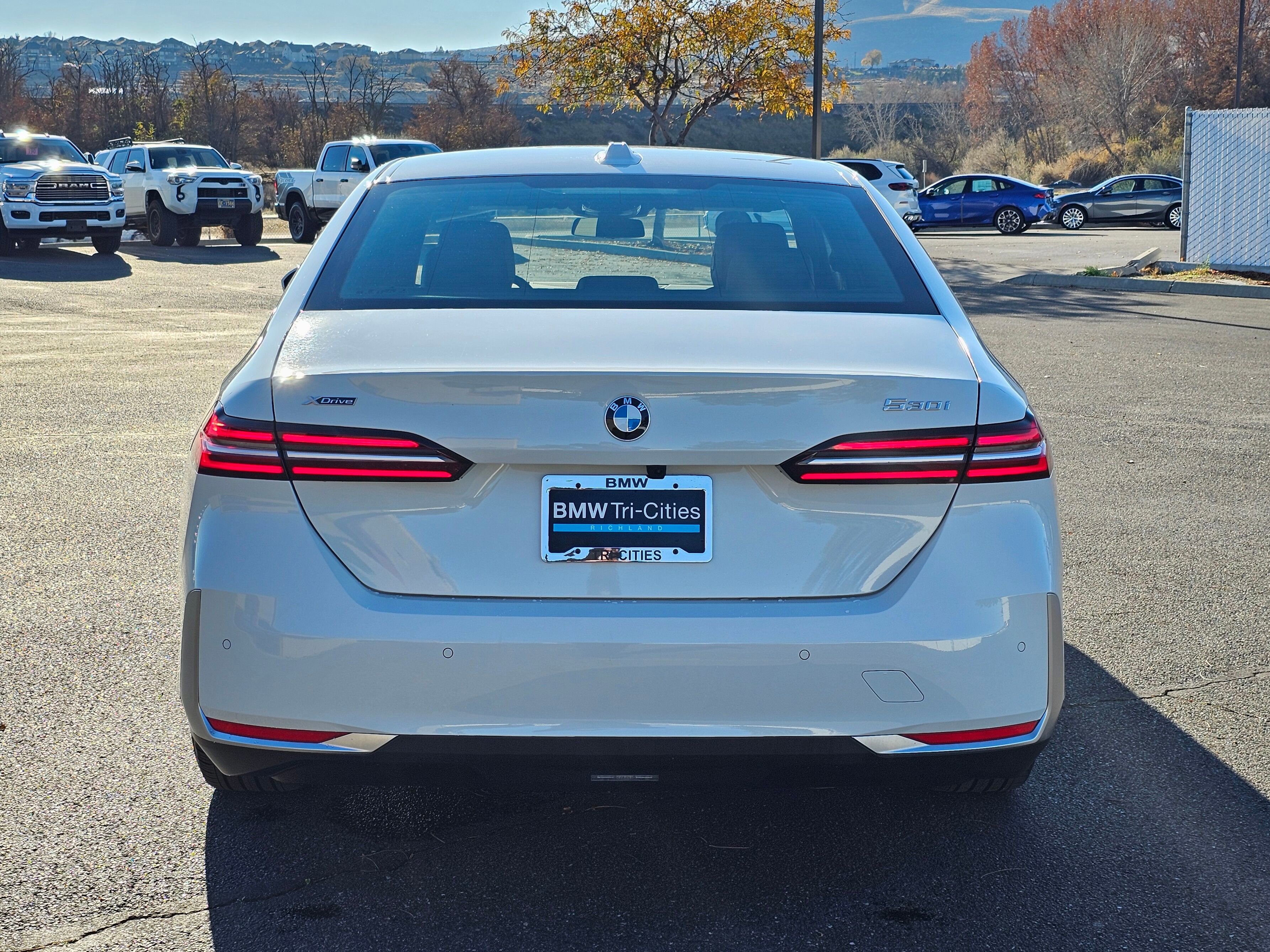 Certified 2025 BMW 530i xDrive w/ Premium Package image 5