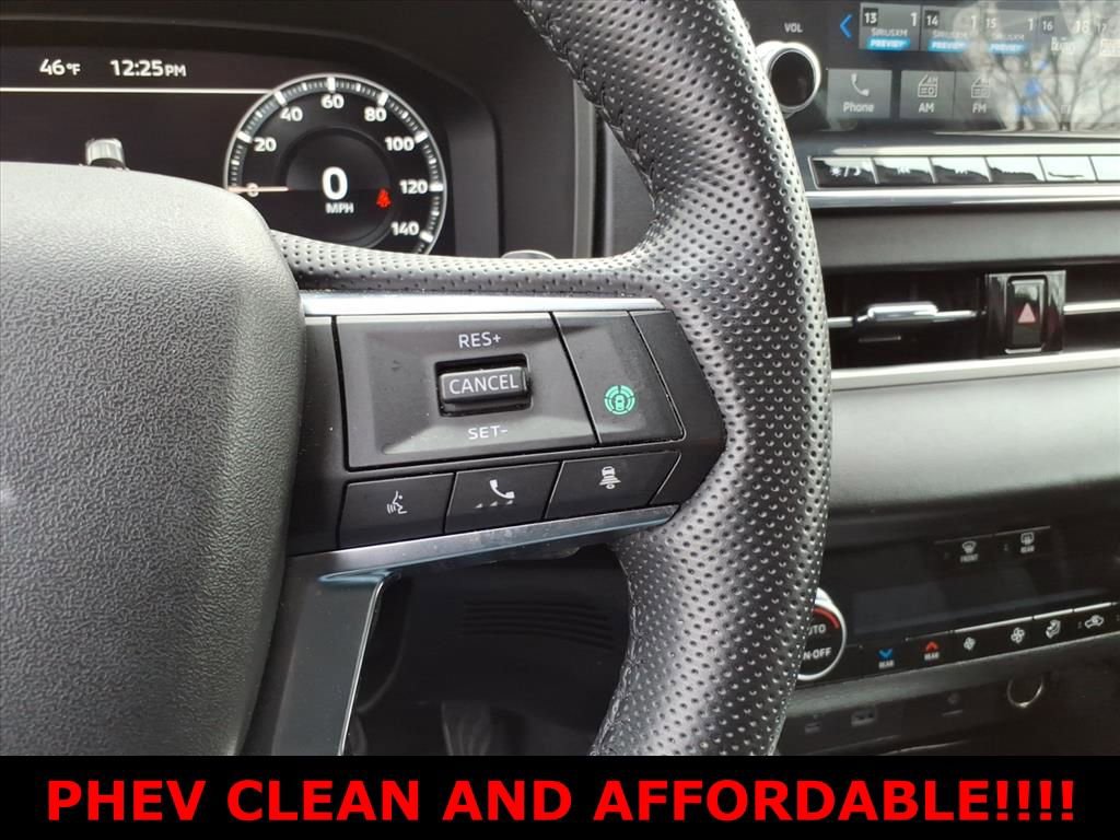 Used 2023 Mitsubishi Outlander SEL 40th Anniversary AWD/4WD image 19