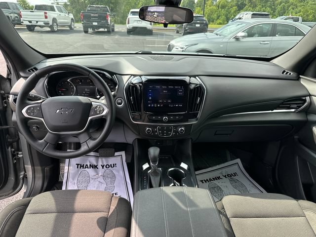 Used 2023 Chevrolet Traverse LT FWD image 15