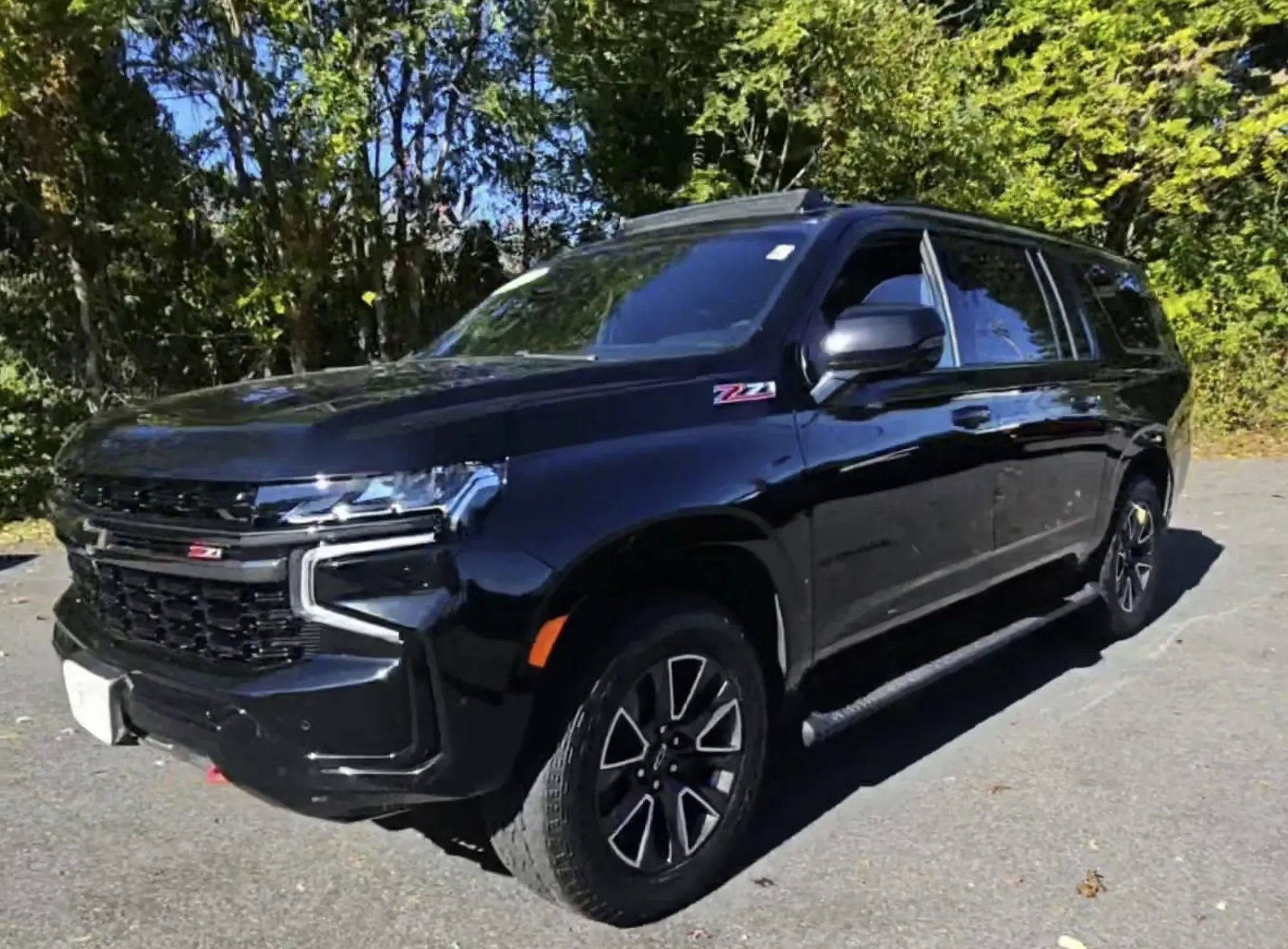 Used 2022 Chevrolet Suburban Z71 w/ Z71 Off-Road Package image 1