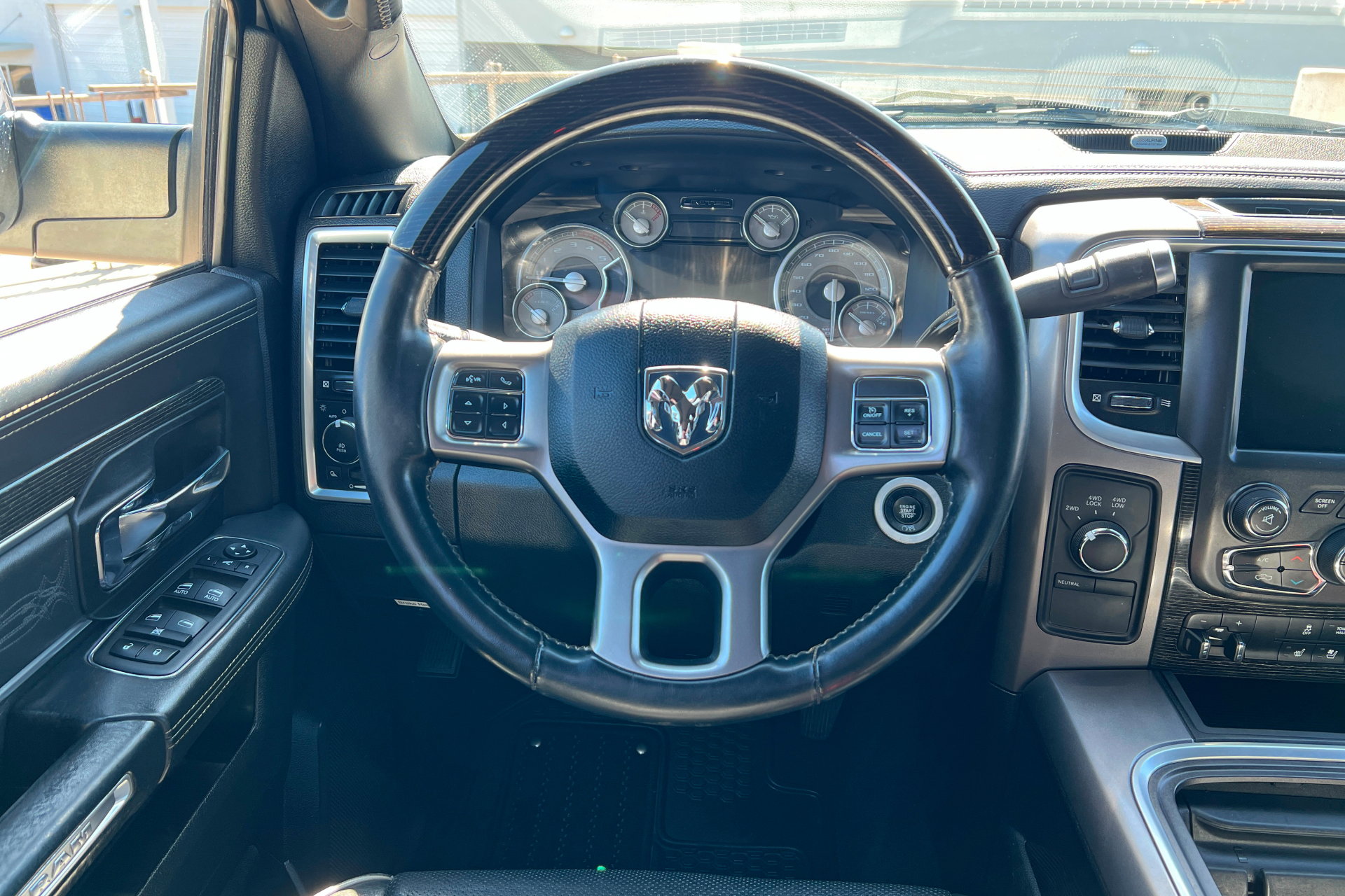 Used 2017 RAM 2500 Limited image 13