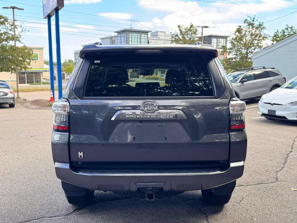 Used 2023 Toyota 4Runner SR5 Premium w/ Moonroof Package AWD/4WD image 5