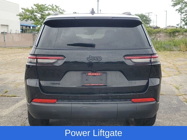 Used 2023 Jeep Grand Cherokee L Laredo image 7