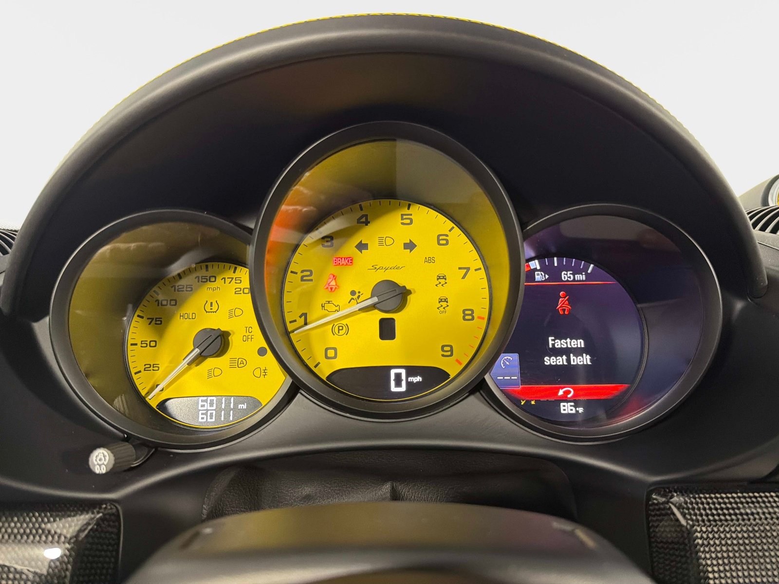 Used 2023 Porsche 718 Boxster Spyder RWD image 36