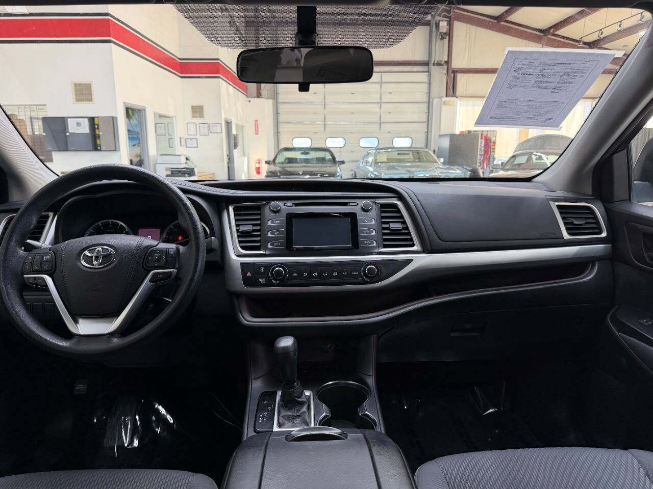 Used 2016 Toyota Highlander LE FWD image 21
