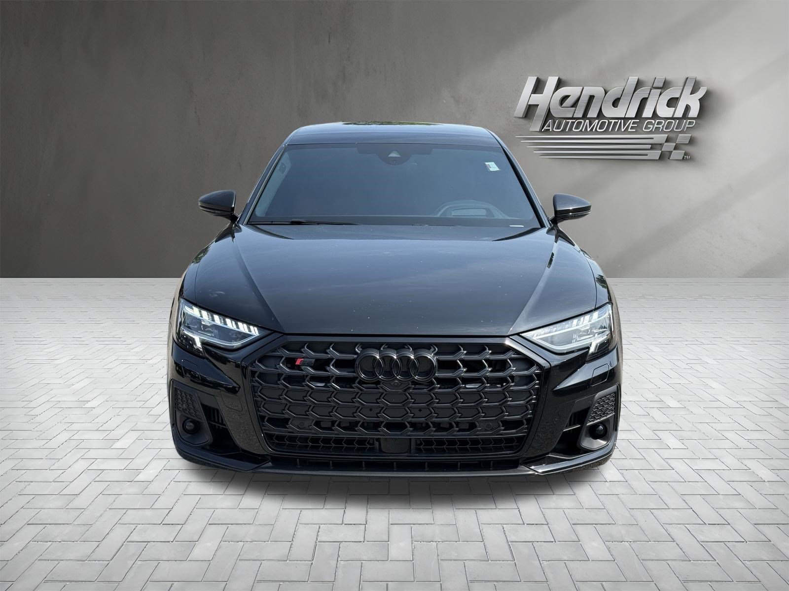 Used 2024 Audi S8 AWD/4WD image 3