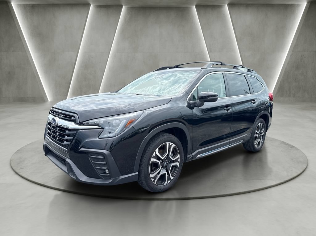Used 2023 Subaru Ascent Limited AWD/4WD image 3