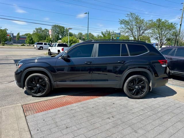 Used 2023 Volkswagen Atlas SE w/ Panoramic Sunroof Package AWD/4WD image 4