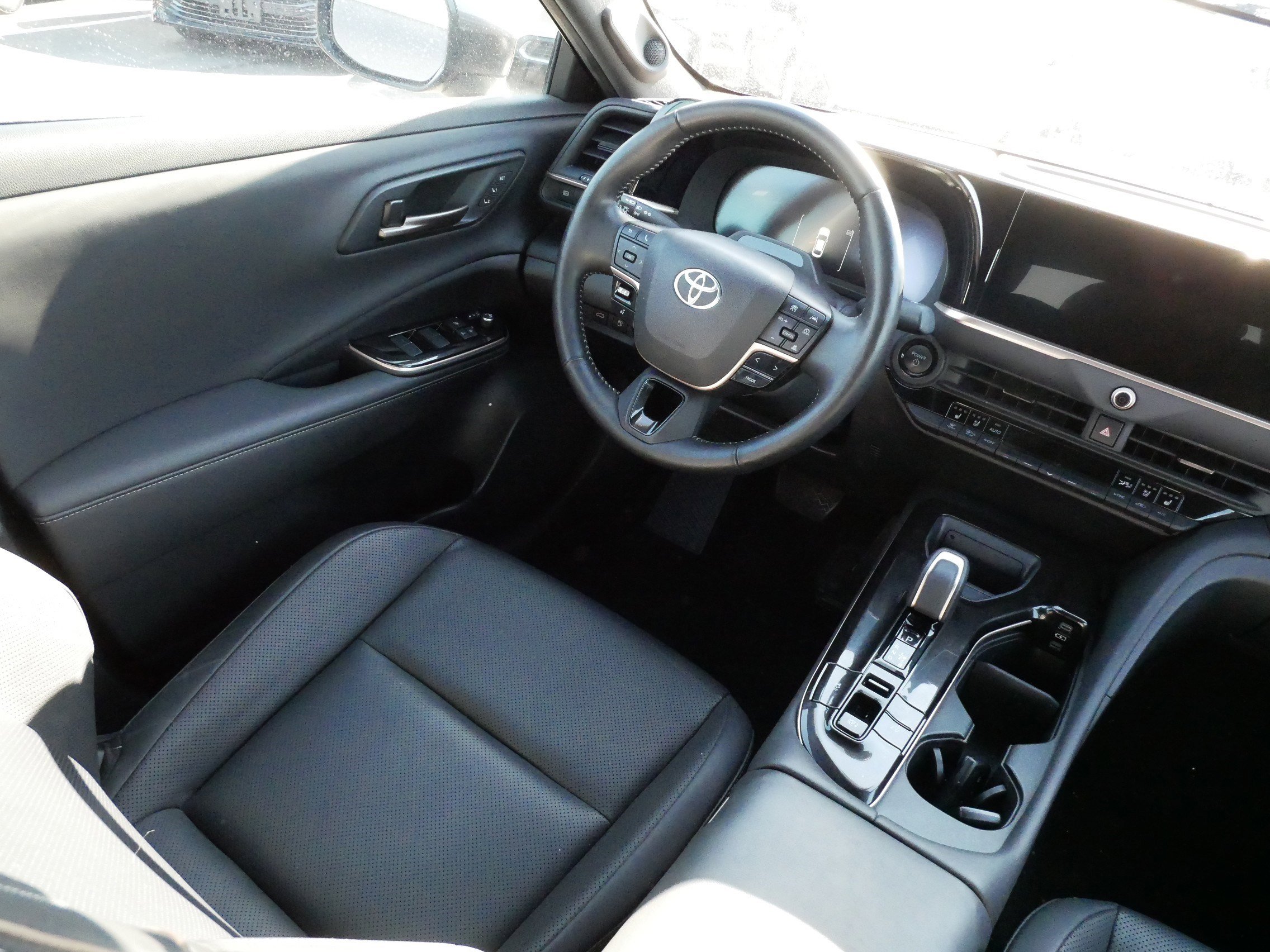 Certified 2024 Toyota Crown Limited w/ Advanced Technology Package image 9