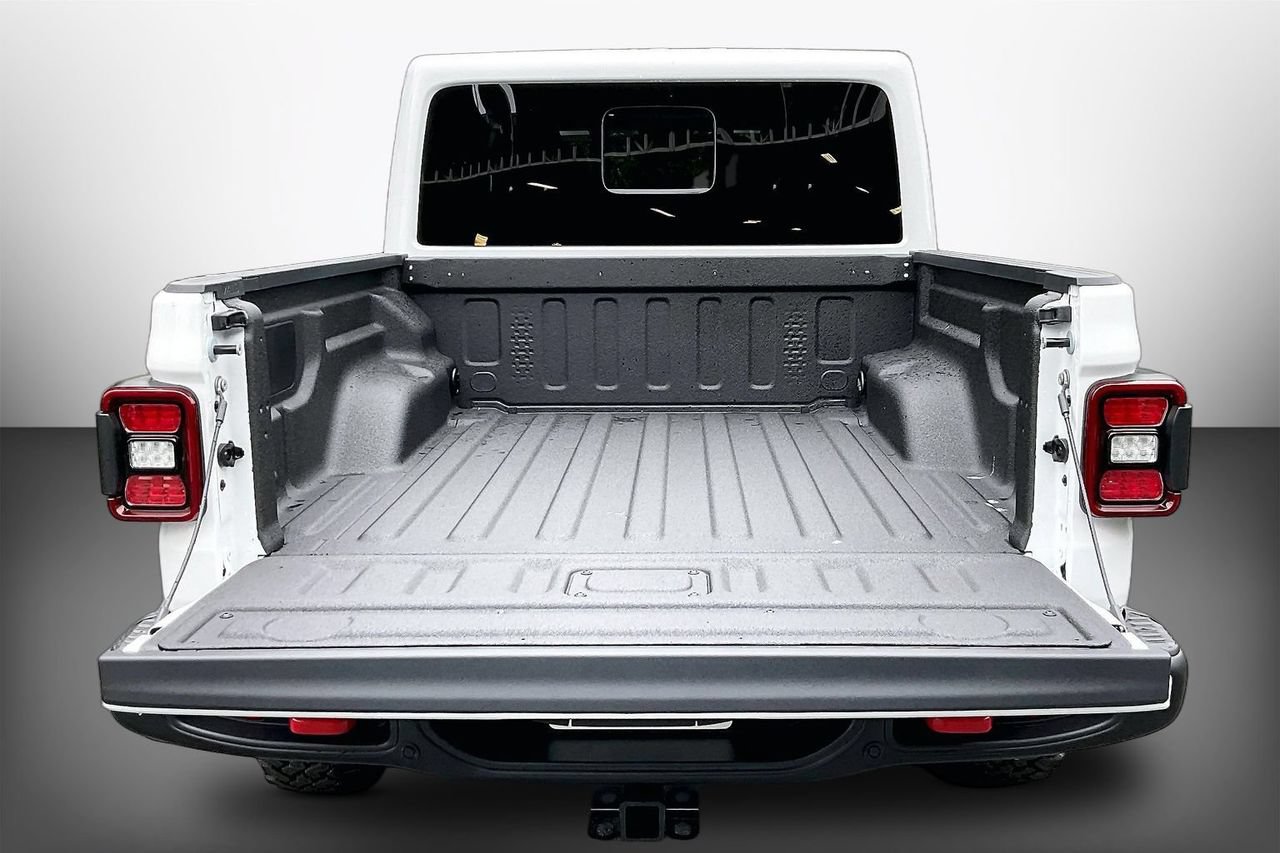New 2026 Jeep Gladiator Rubicon AWD/4WD image 23